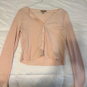 Cute dainty long sleeve sleep top! Light pink